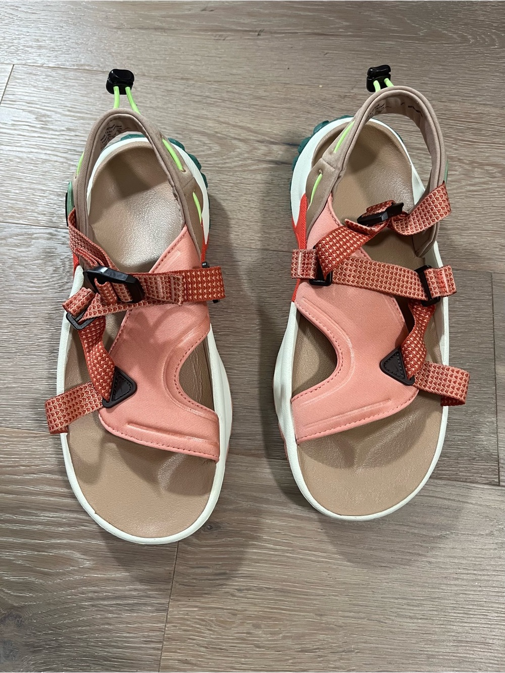 Nike Oneonta Strappy Trail Sandals Light Madder Root Pink Orange Size 8 - Picture 2 of 7